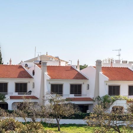 Apartamentos Pinto Quarteira Buitenkant foto