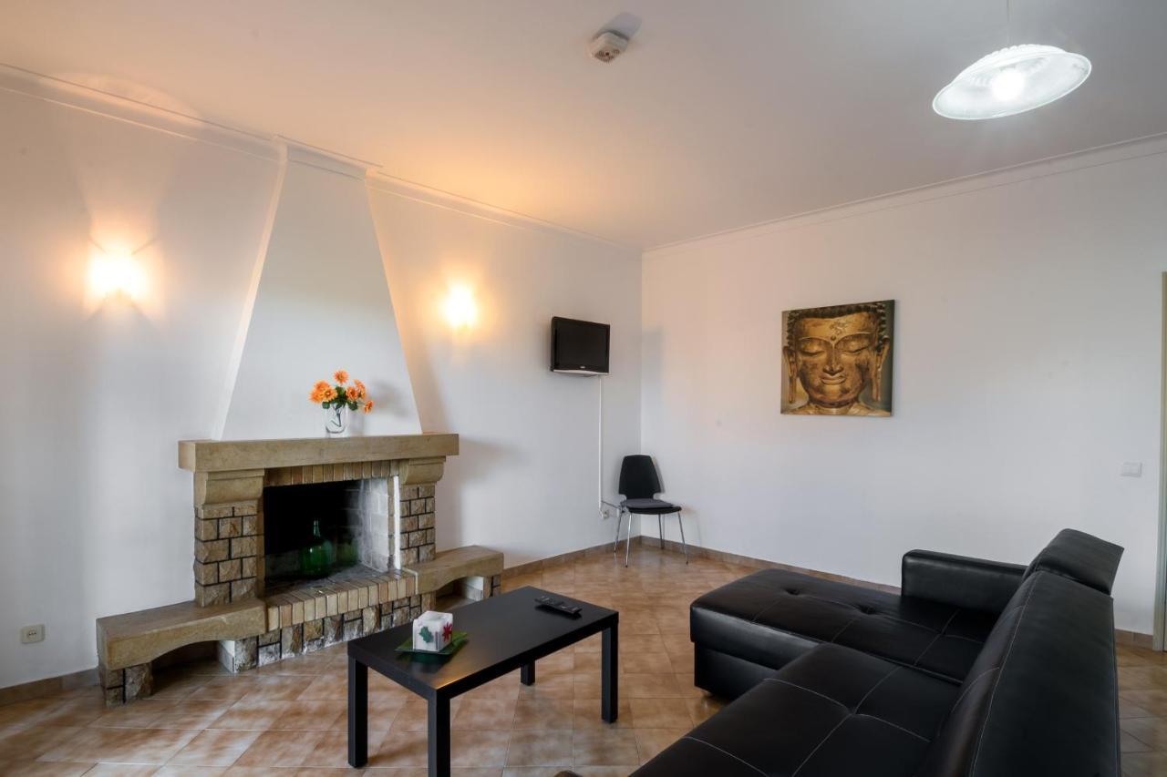Apartamentos Pinto Quarteira Buitenkant foto