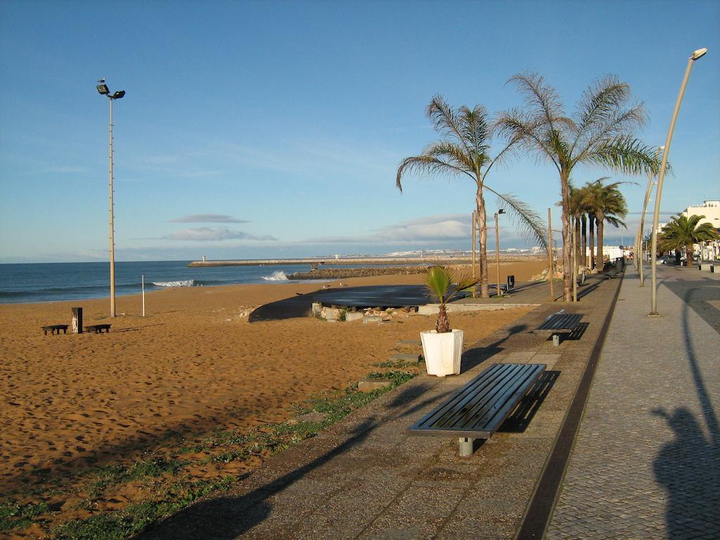 Apartamentos Pinto Quarteira Buitenkant foto