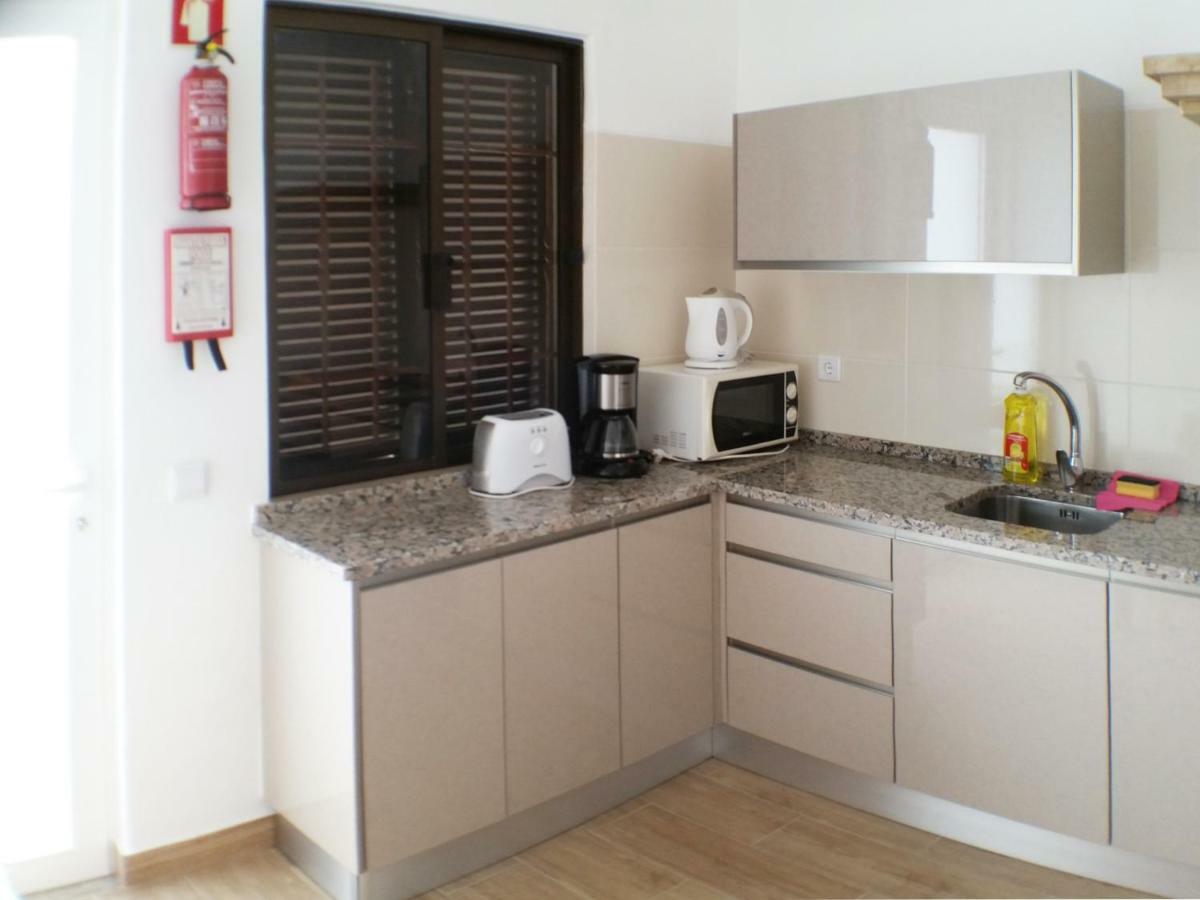 Apartamentos Pinto Quarteira Buitenkant foto